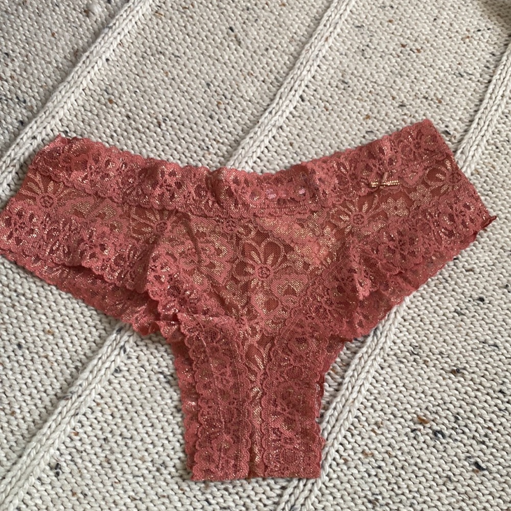 Victoria’s Secret Lace Cheeky Panties Sz M